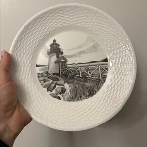 Wedgwood Nantucket Basket 9 inch Lighthouse Luncheon Plate Black and White